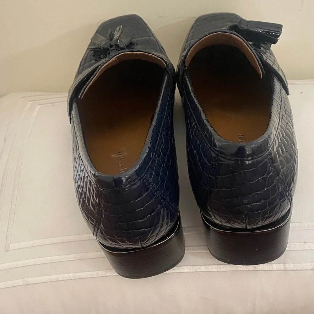Women’s Navy Donald Pliner Crocodile Pattern Loafers